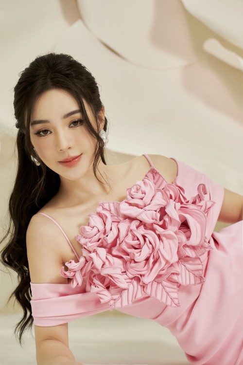 Sixdo Pink 3D Flower Silk Midi Dress